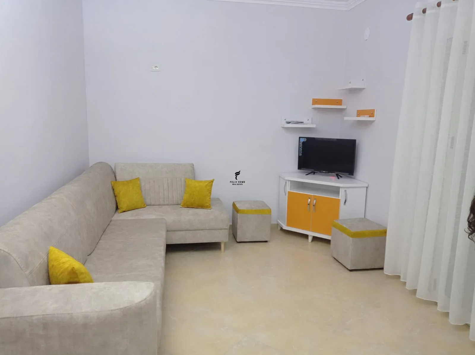 APARTAMENT ME QERA 2+1 PORCELAN 52.000 LEKE