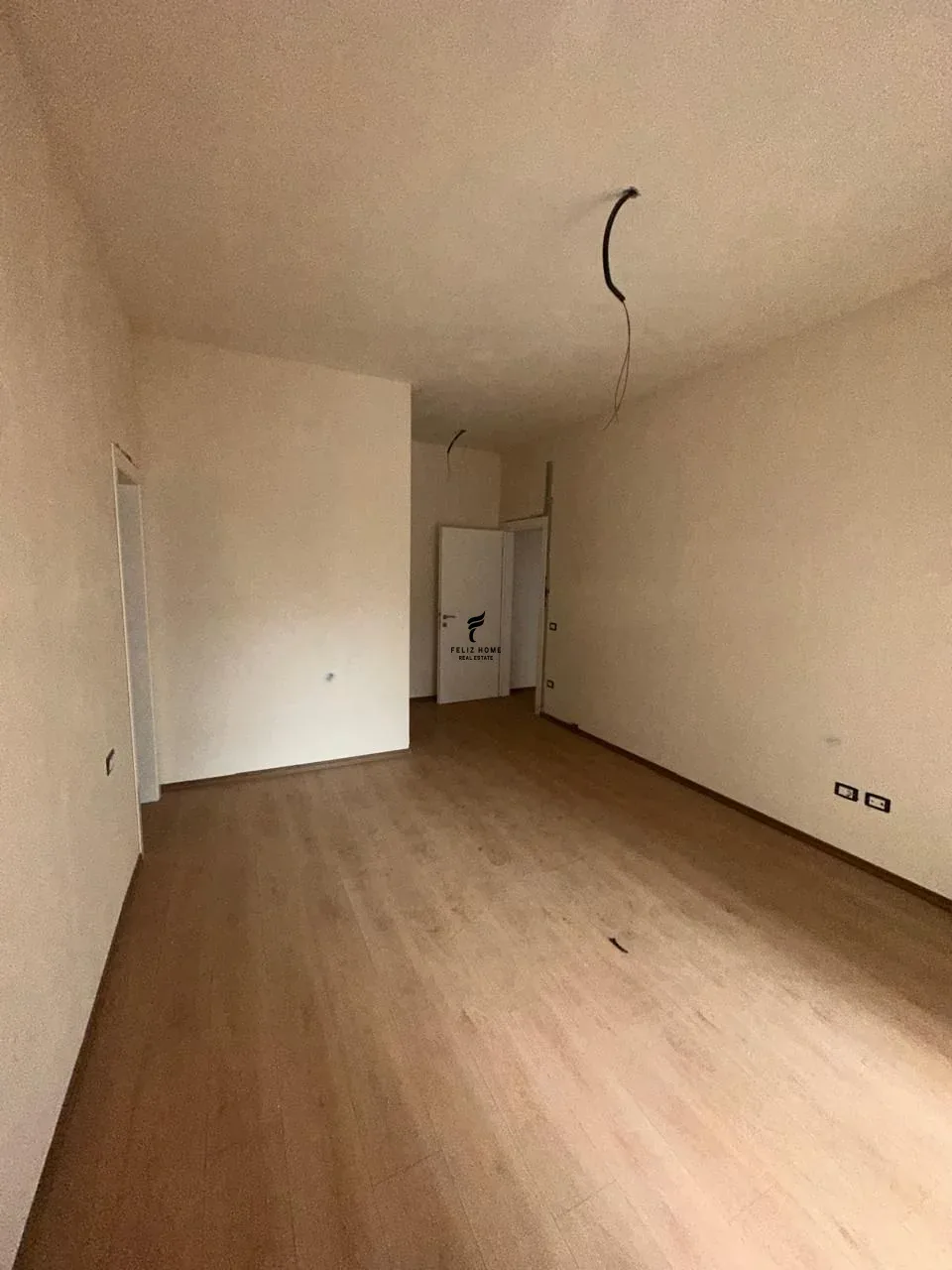 SHITET APARTAMENT 2+1+2 SAUK 205.000 EURO 2