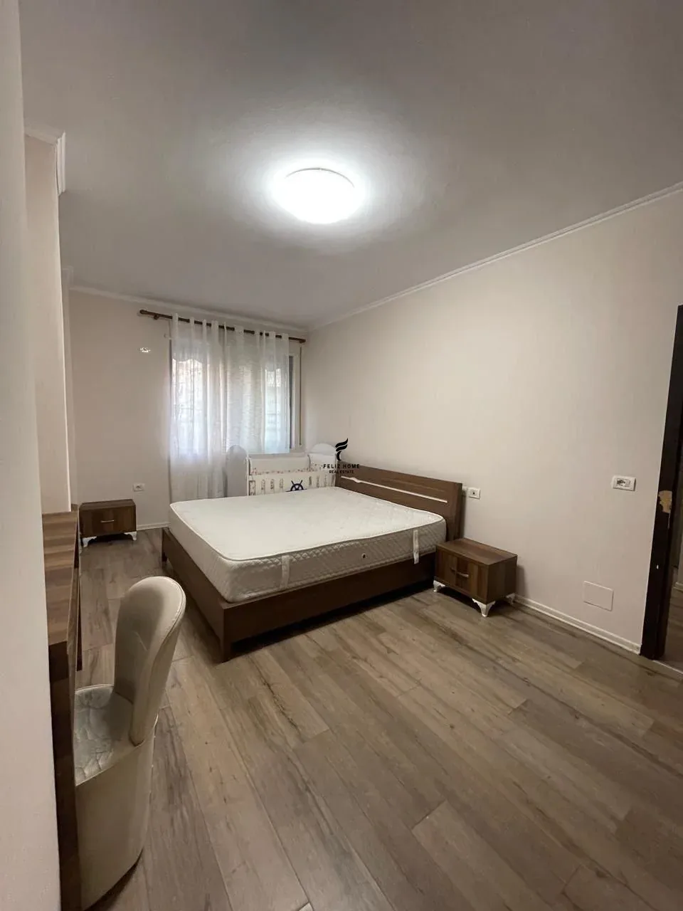 APARTAMENT ME QERA 2+1 FRESK 45.000 LEKE 4