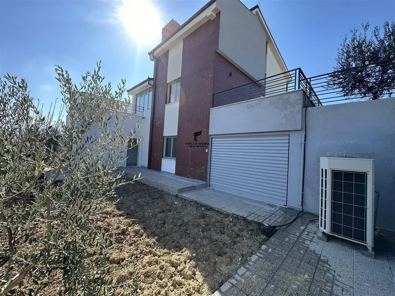 SHITET VILE PRIVATE 765 M2 LUNDER 680.000 EURO