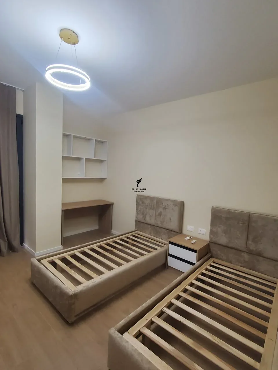 APARTAMENT ME QERA 2+1 LIQEN I THATE 1300 EURO 3