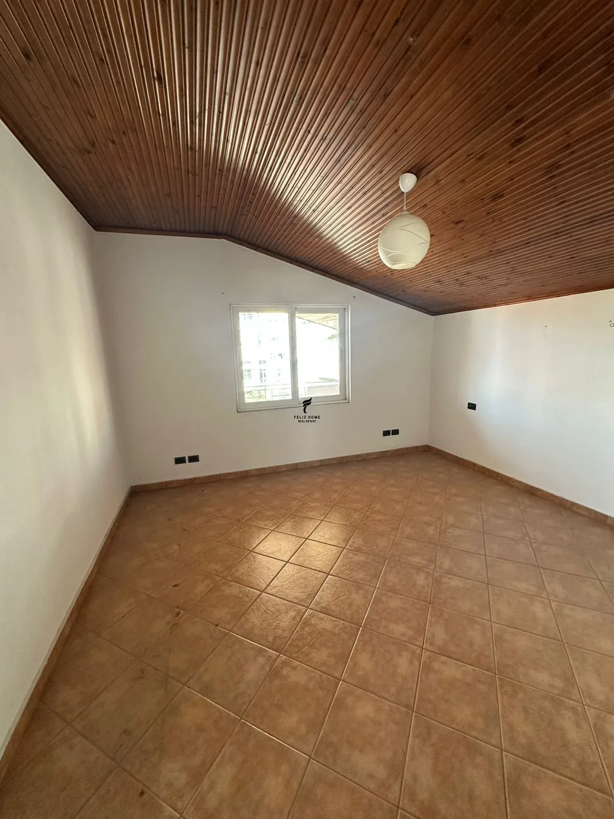 VILE ME QERA 3 KATESHE KOMUNA PARISIT 2.500 EURO 4