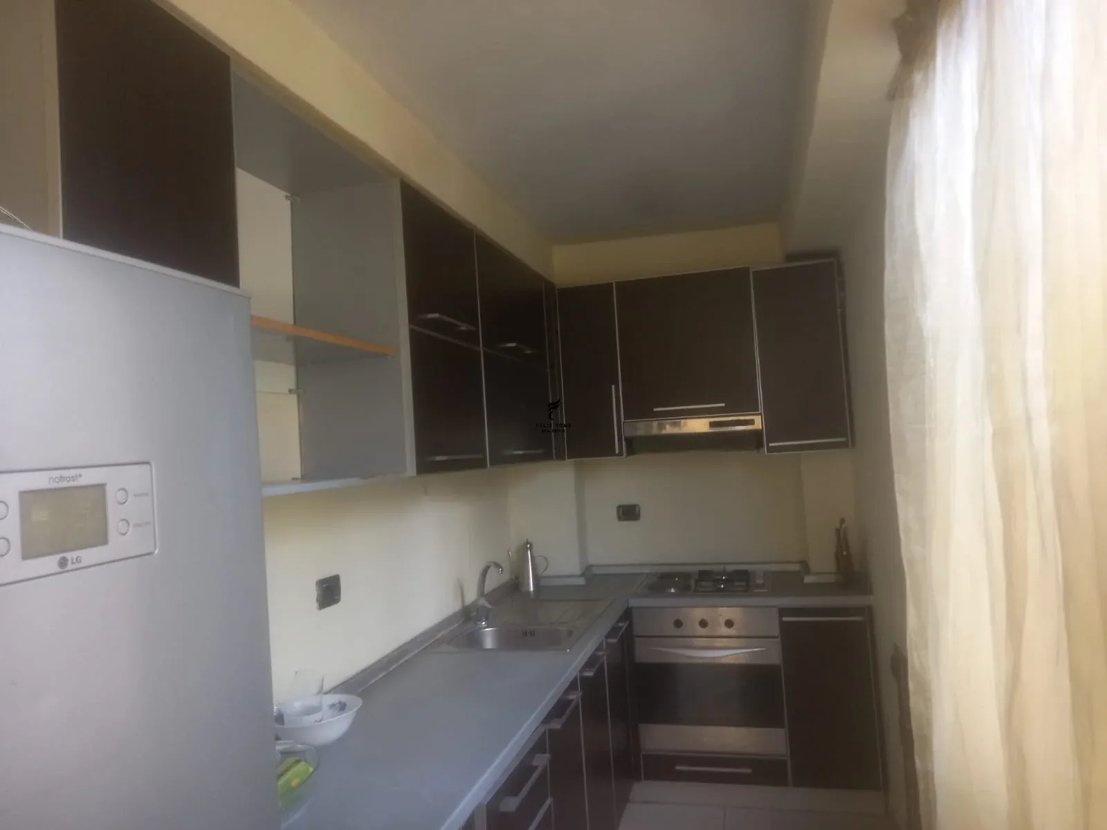 APARTAMENT ME QERA 2+1 21 DHJETORI 60.000 LEKE 4