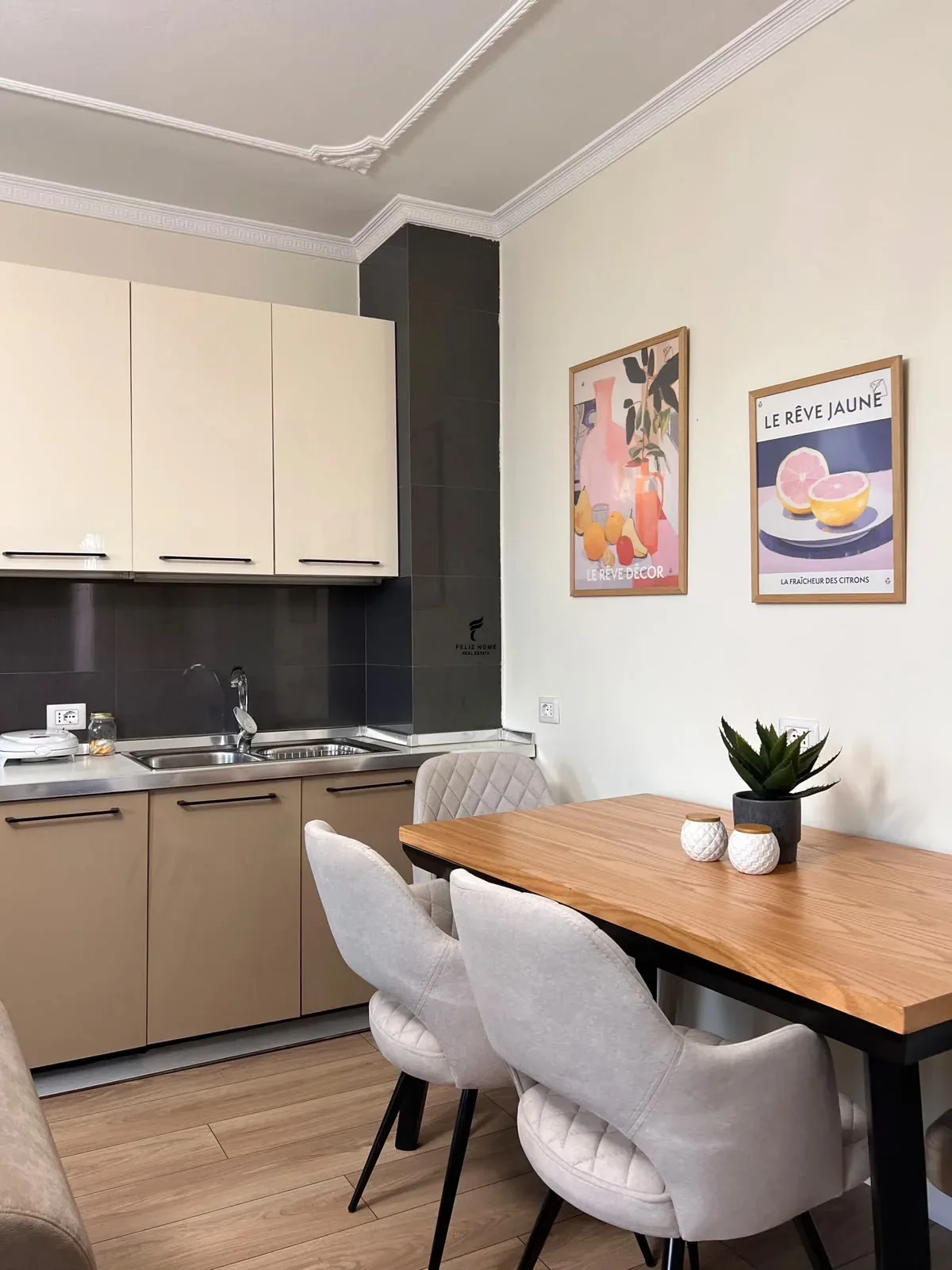 APARTAMENT ME QERA 3+1+2 VASIL SHANTO 120.000 LEKE 3