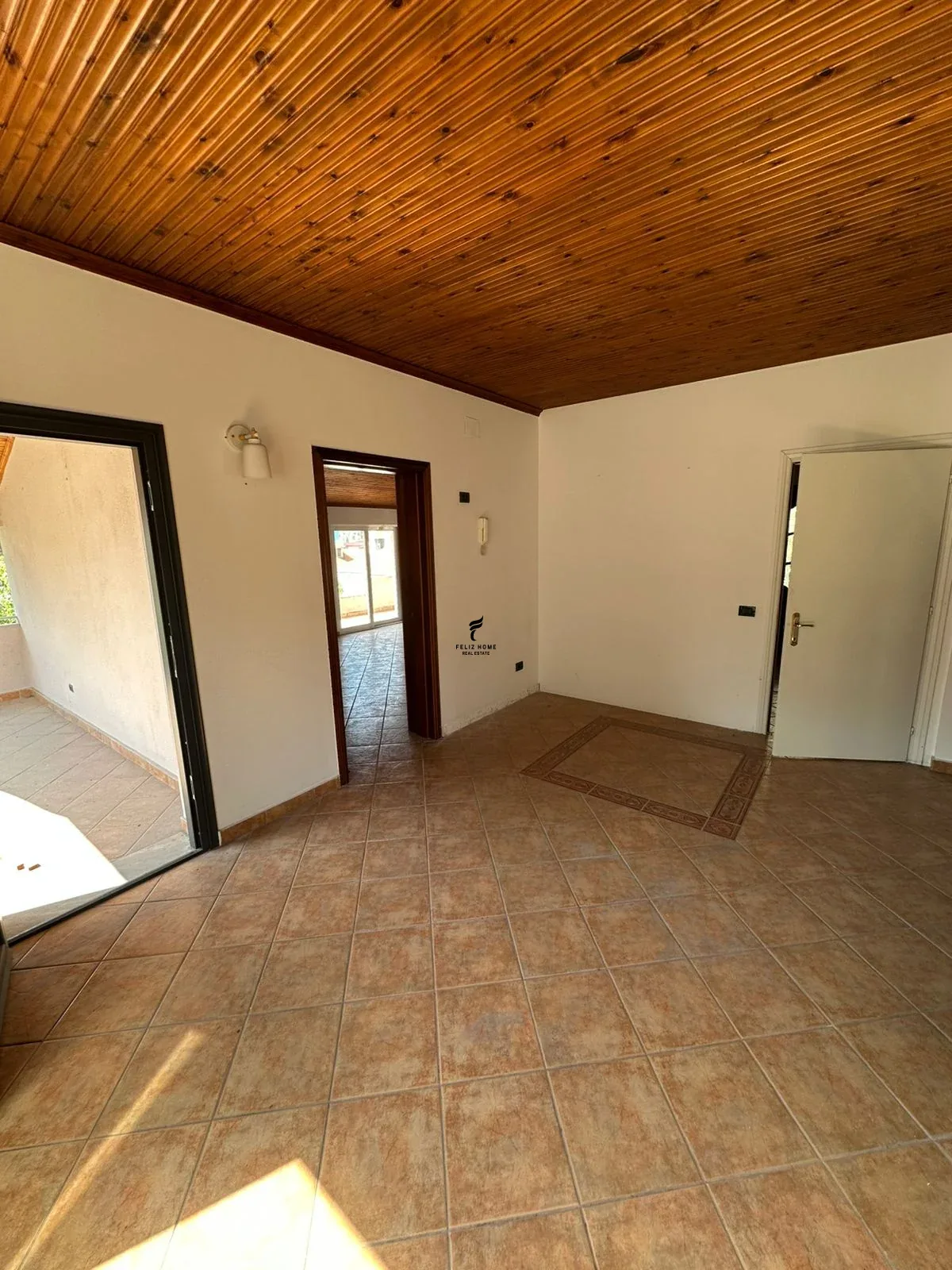 VILE ME QERA 3 KATESHE KOMUNA PARISIT 2.500 EURO 3