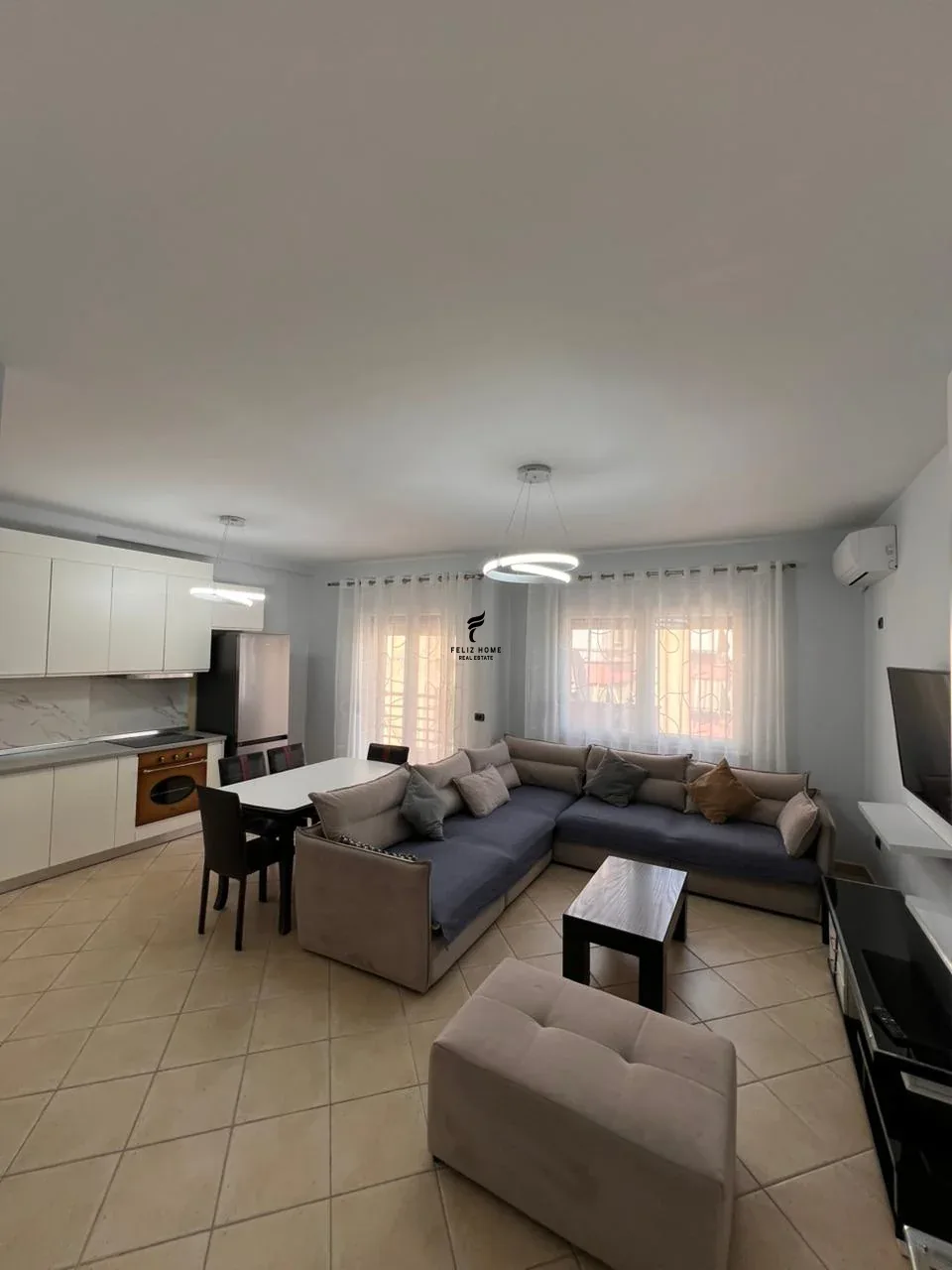 APARTAMENT ME QERA 2+1 QENDER 100.000 LEKE 2