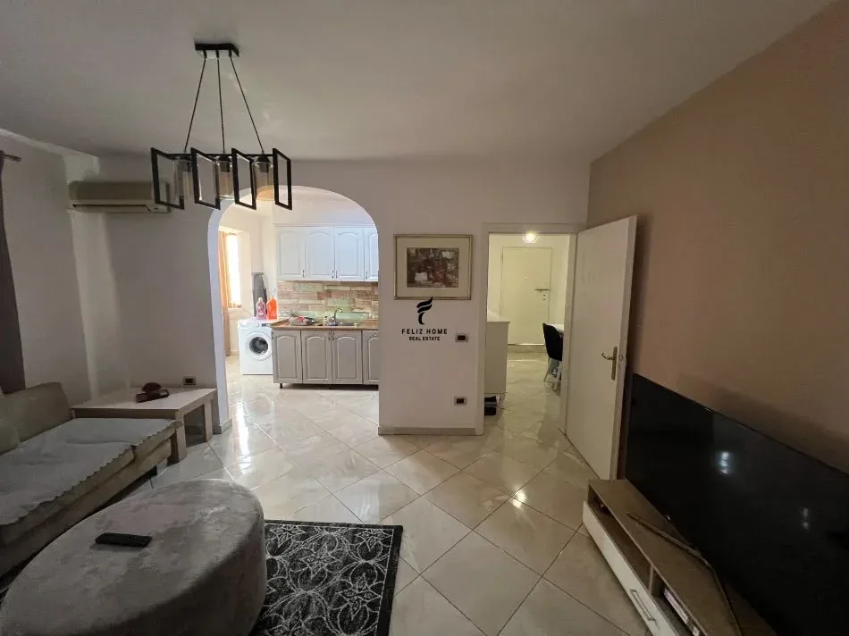 SHITET APARTAMENT 1+1 LAPRAKE 9.800.000 LEKE 2