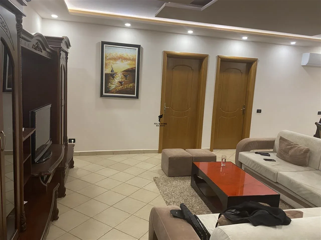 SHITET APARTAMENT 2+1 KOMUNA E PARISIT 295.000 EURO 2