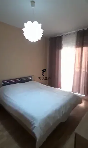 APARTAMENT ME QERA 2+1 STADIUMI DINAMO 70.000 LEKE 3