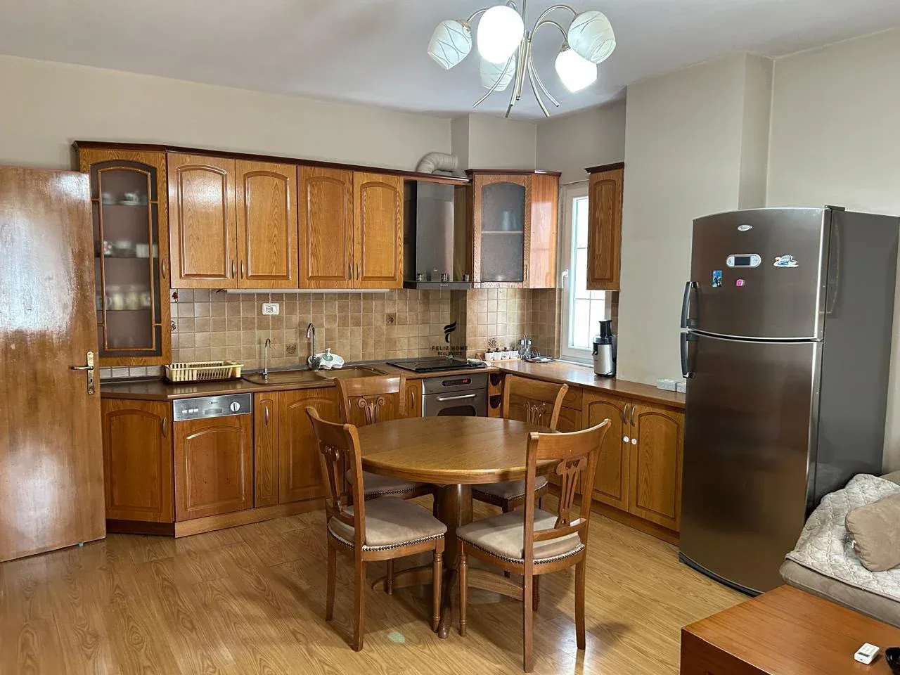 APARTAMENT ME QERA 2+1 RRUGA E ELBASANIT 60.000 LEKE 2
