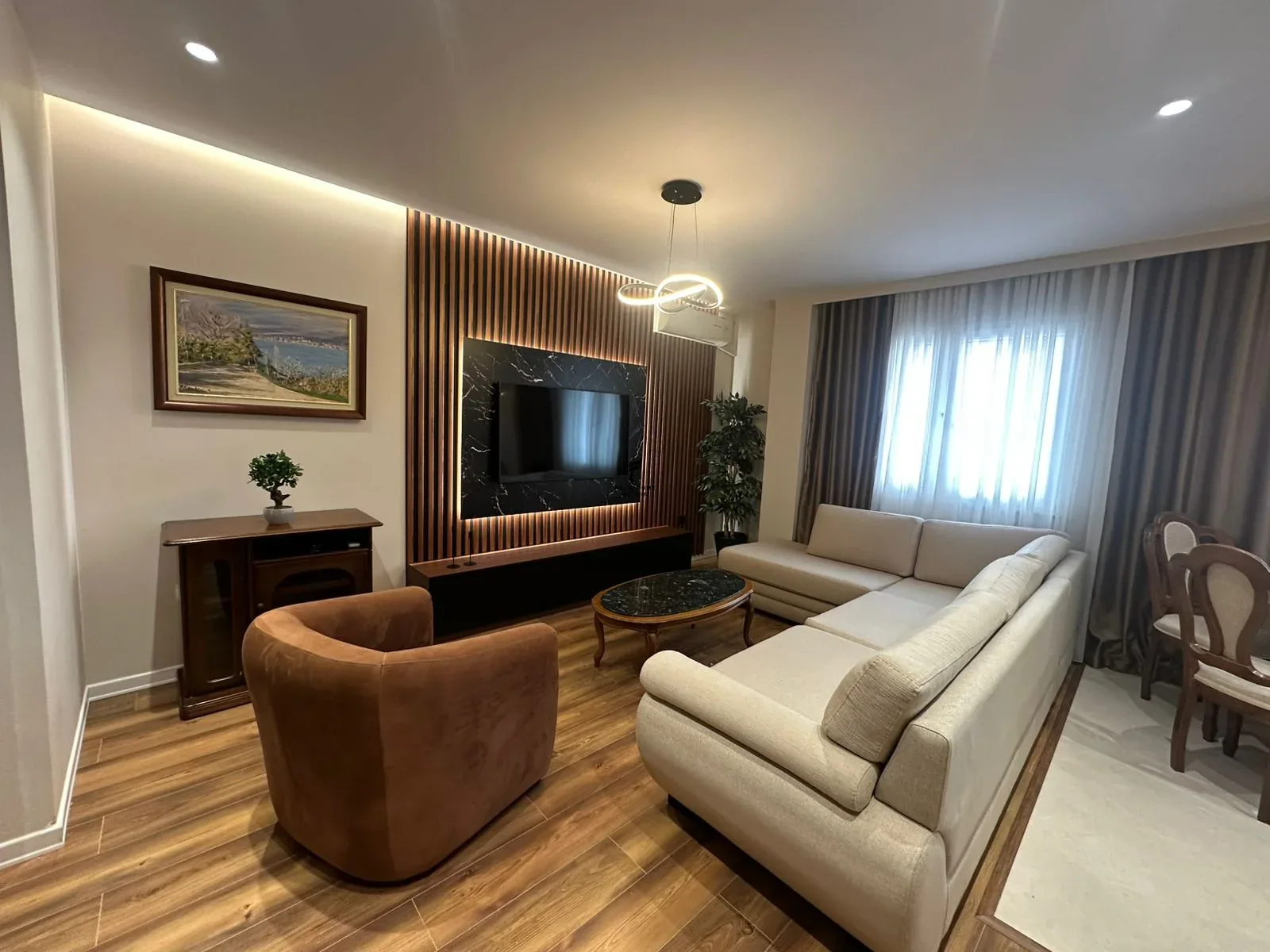 SHITET APARTAMENT 2+1+2 MINE PEZA 25.000.000 LEKE 3