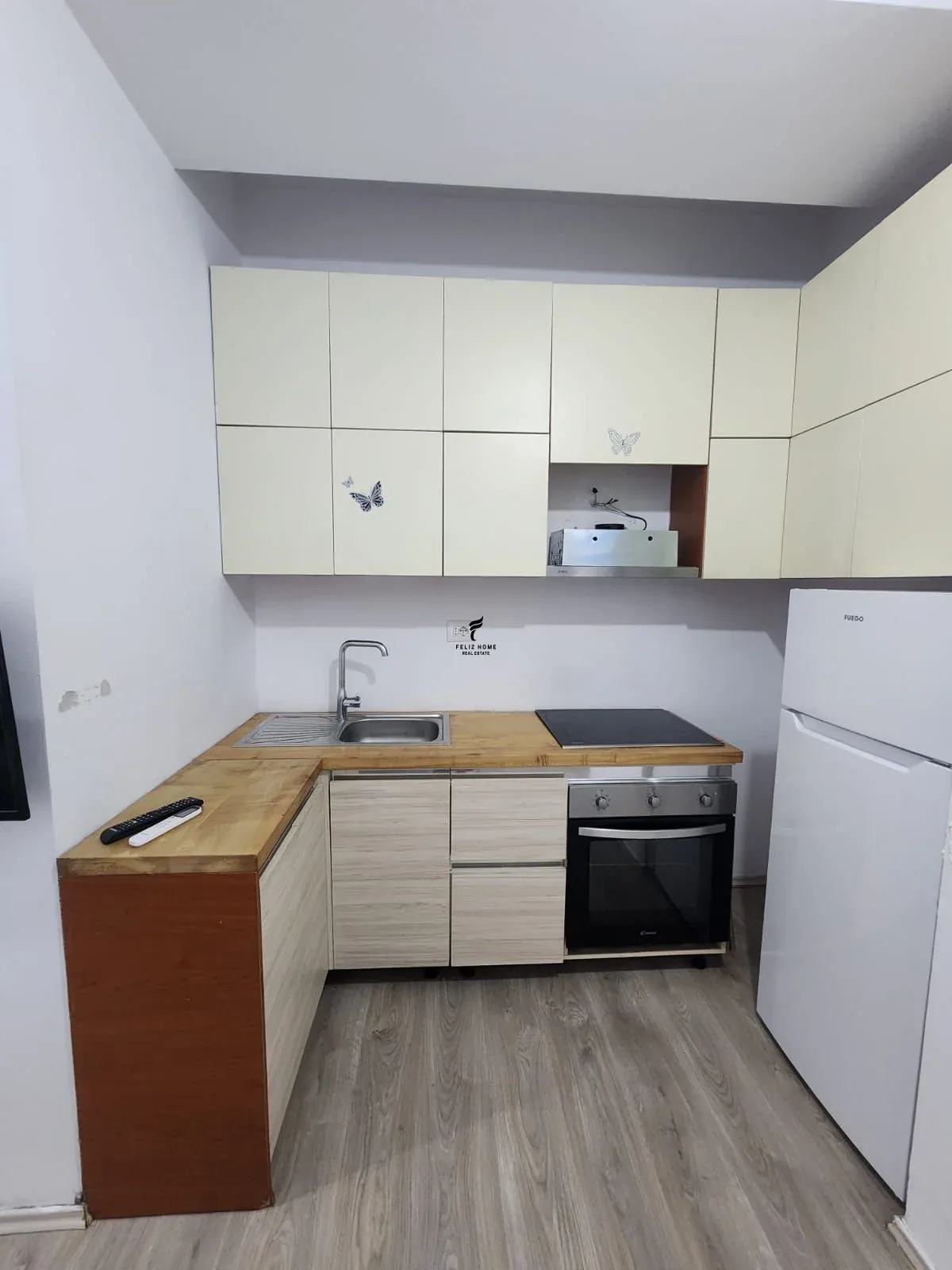 SHITET APARTAMENT 1+1 ALI DEMI 8.400.000 LEKE 2
