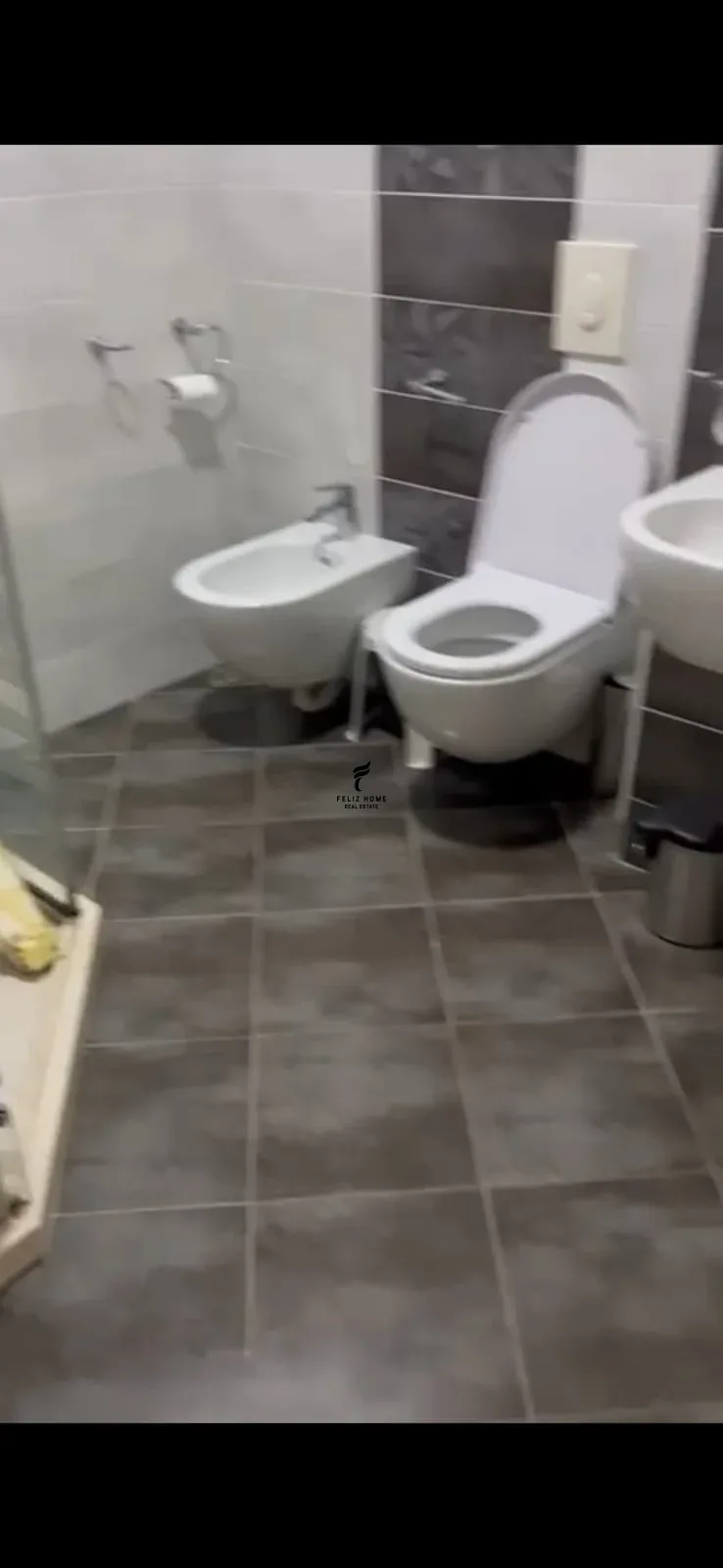 APARTAMENT ME QERA 3+1 QENDER 1.000 EURO 4