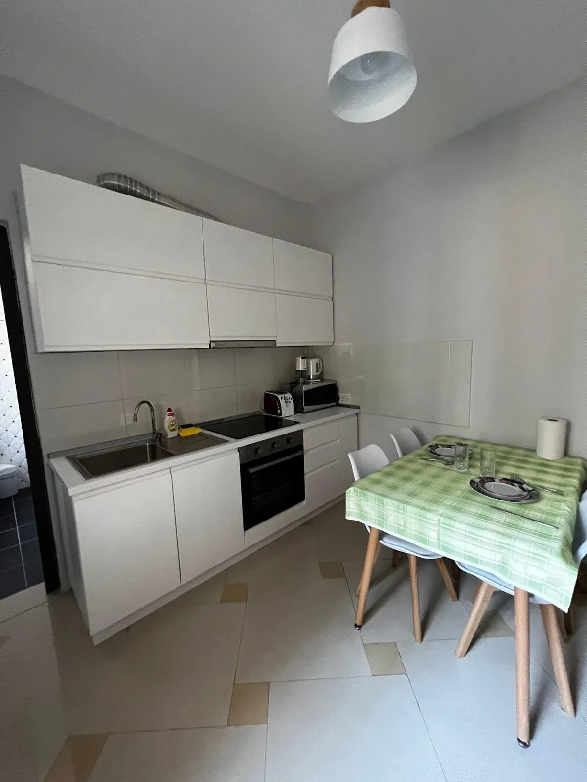APARTAMENT ME QERA 1+1 RRUGA E ELBASANIT 60.000 LEKE 3