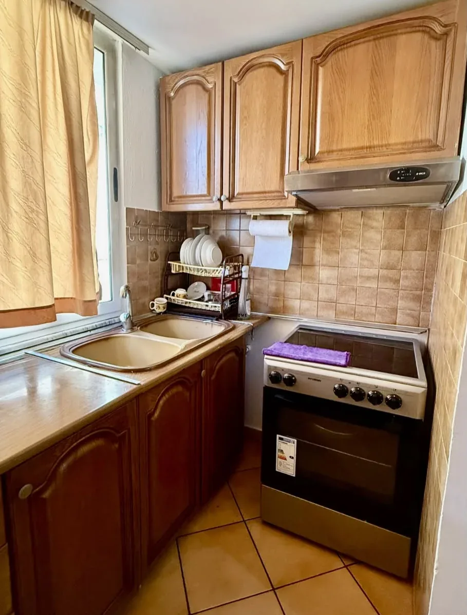 APARTAMENT ME QERA 2+1 BRRYL 50.000 LEKE 3