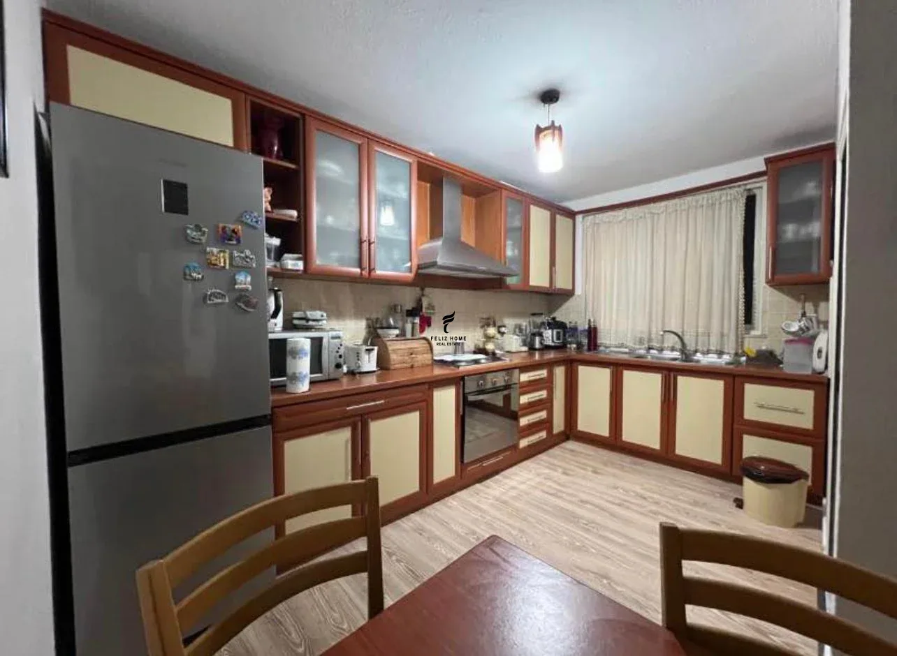SHITET APARTAMENT 3+1+2 ALI DEMI 180.000 EURO 2