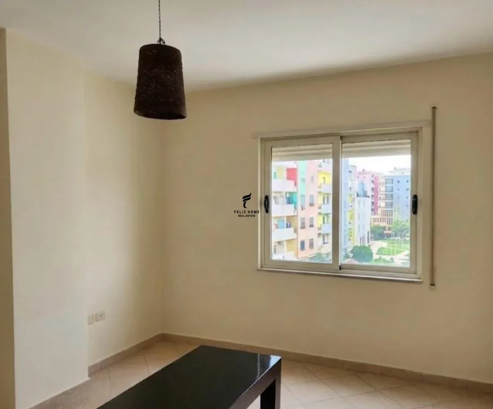 ZYRE ME QERA 100 M2 BULEVARDI RI 55.000 LEKE 3