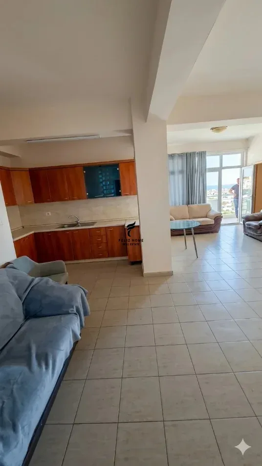 SHITET APARTAMENT 2+1 RRUGA E KAVAJES 192.000 EURO 2