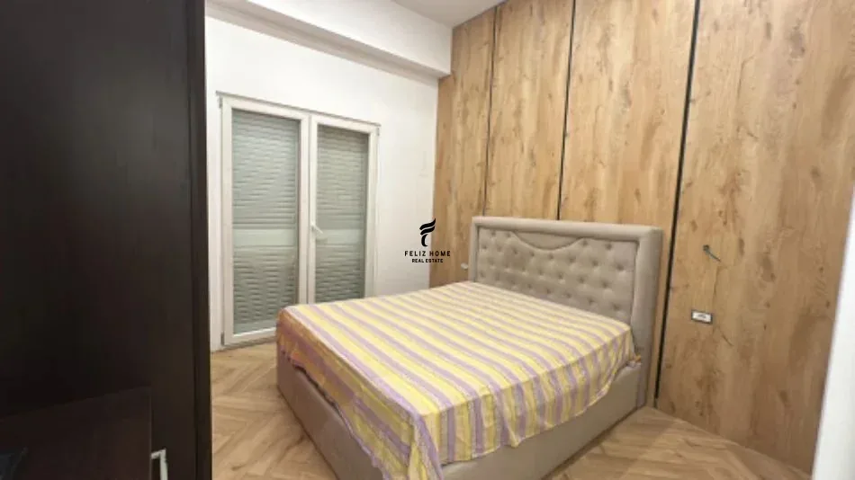 APARTAMENT ME QERA 1+1 ALI DEMI 50.000 LEKE 4