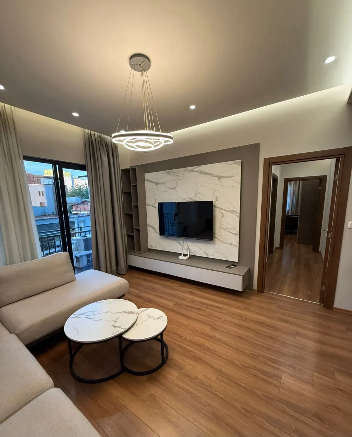 APARTAMENT ME QERA 2+1+2 FARMACIA 10 70.000 LEKE