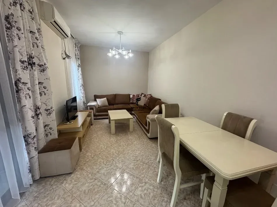 APARTAMENT ME QERA 1+1 21 DHJETORI 65.000 LEKE 2