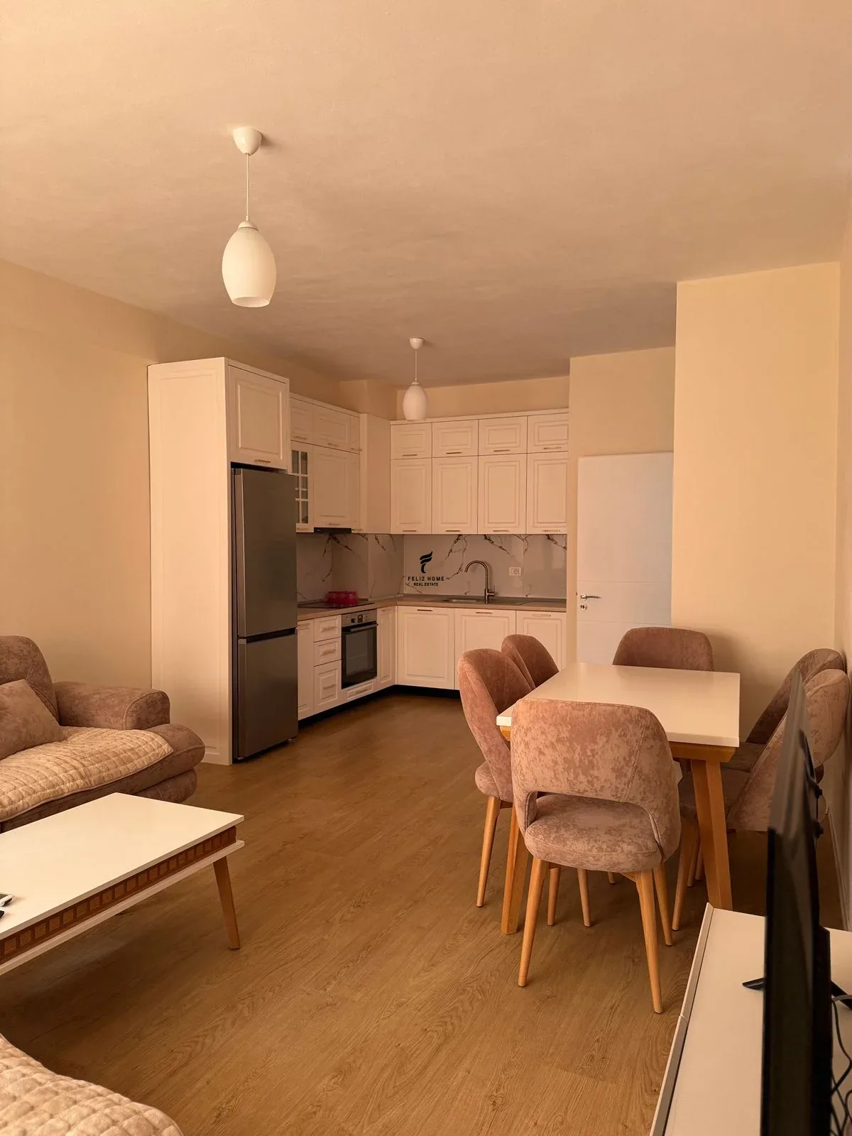 APARTAMENT ME QERA 1+1 ASTIR 45.000 LEKE 2