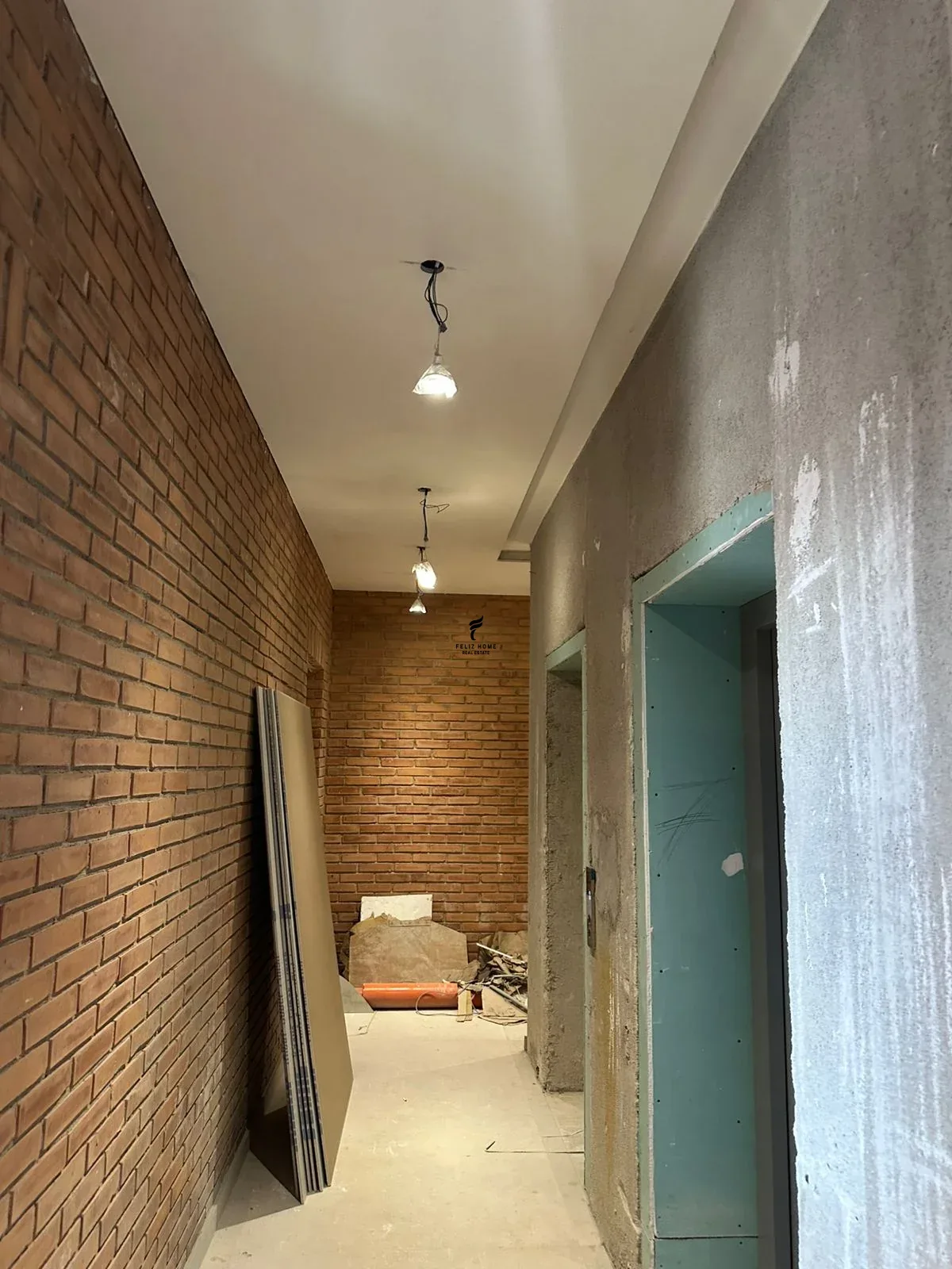 SHITET APARTAMENT 1+1 RRUGA E KAVAJES 105.000 EURO 2
