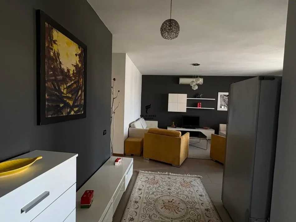 APARTAMENT ME QERA 2+1 RRUGA E ELBASANIT 65.000 LEKE 2