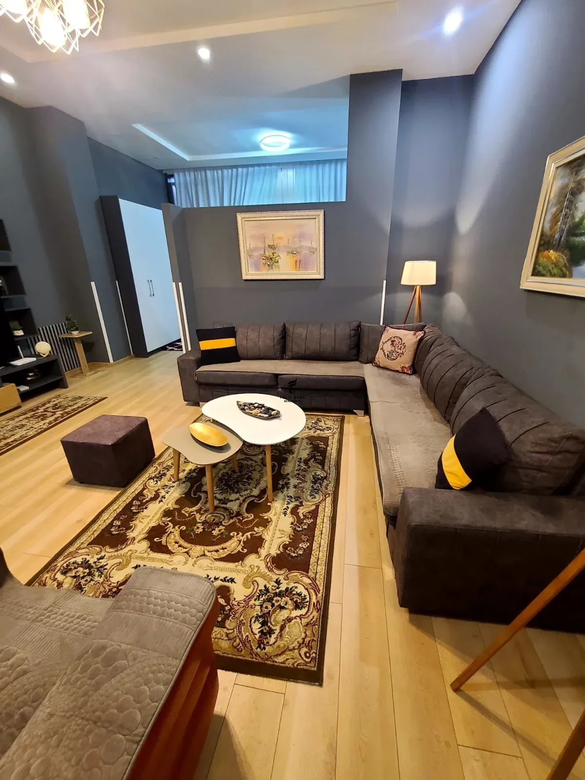 APARTAMENT ME QERA 1+1 LIQENI I THATE 60.000 LEKE