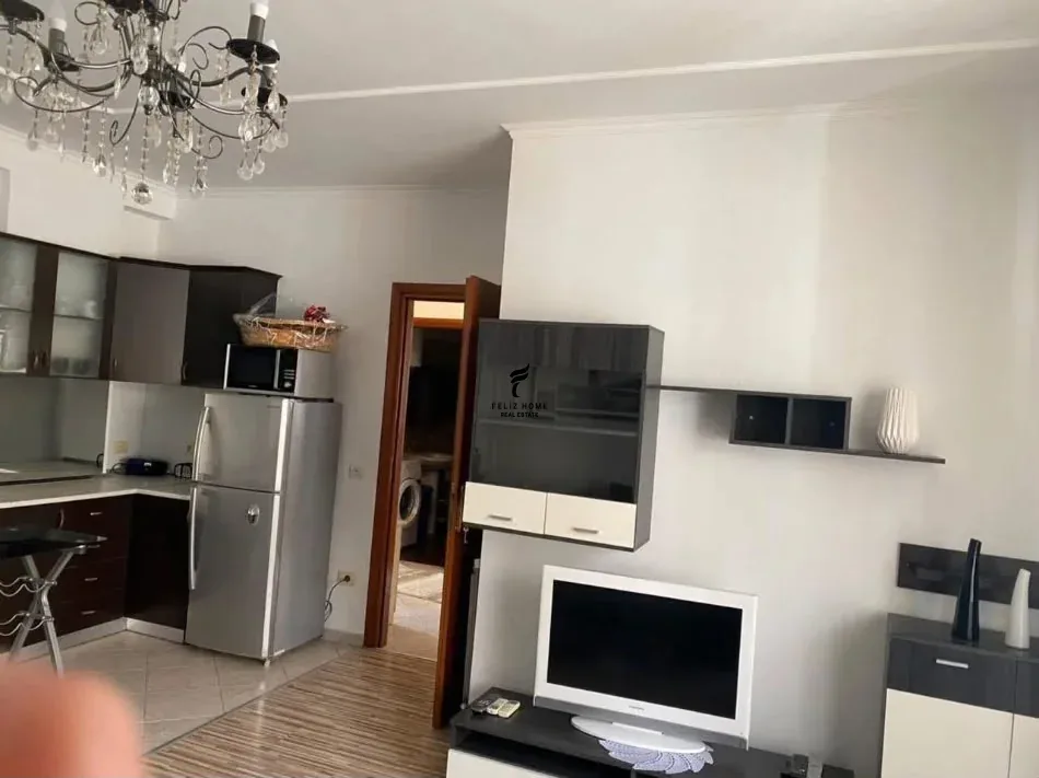 APARTAMENT ME QERA 2+1 LIQENI THATE 60.000 LEKE 2