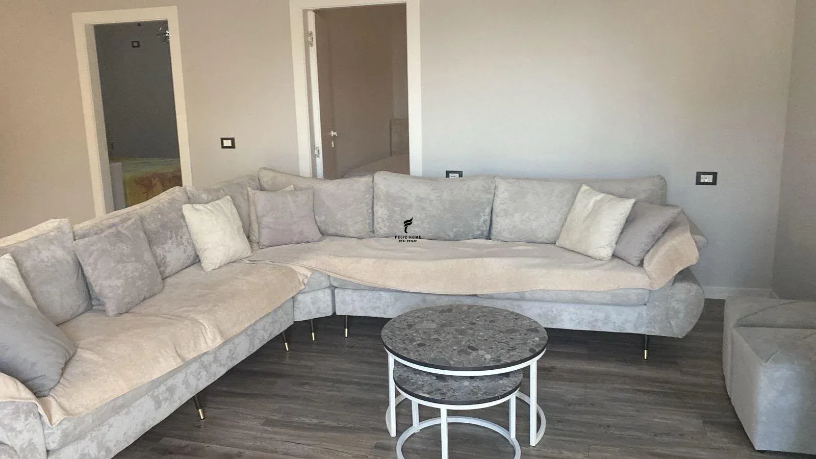 APARTAMENT ME QERA 1+1 PORCELAN 65.000 LEKE
