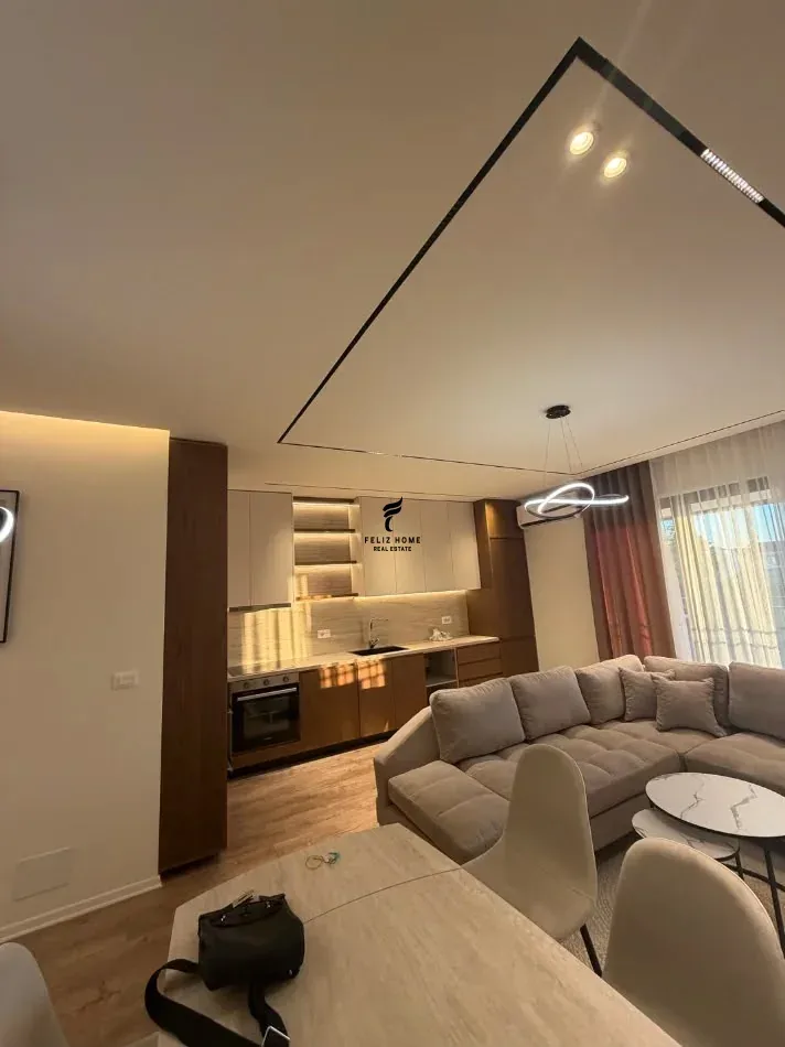 APARTAMENT ME QERA 3+1+2 JORDAN MISJA 1.100 EURO 2