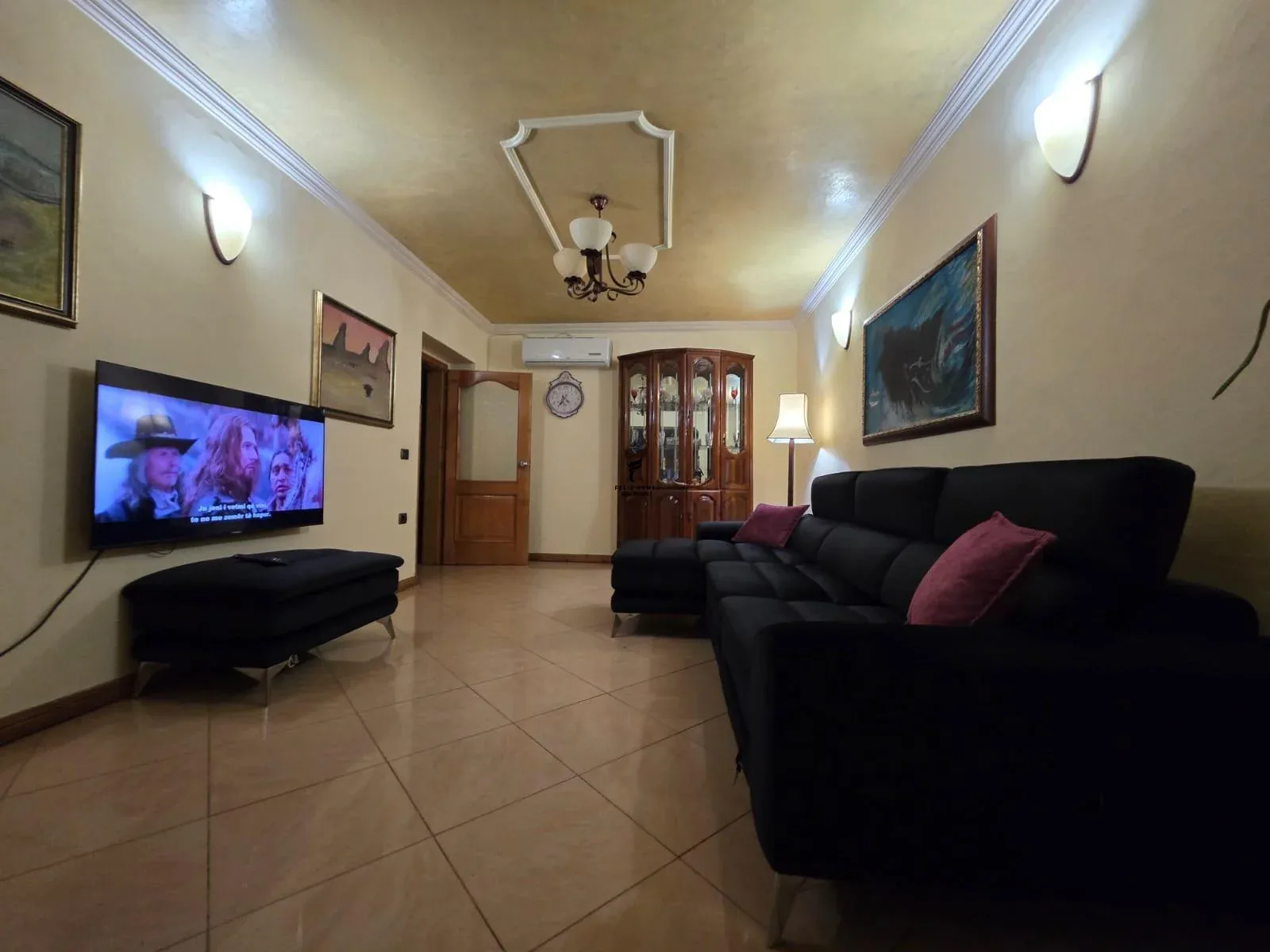 SHITET APARTAMENT 3+1+2 21 DHJETORI 225.000 EURO 2