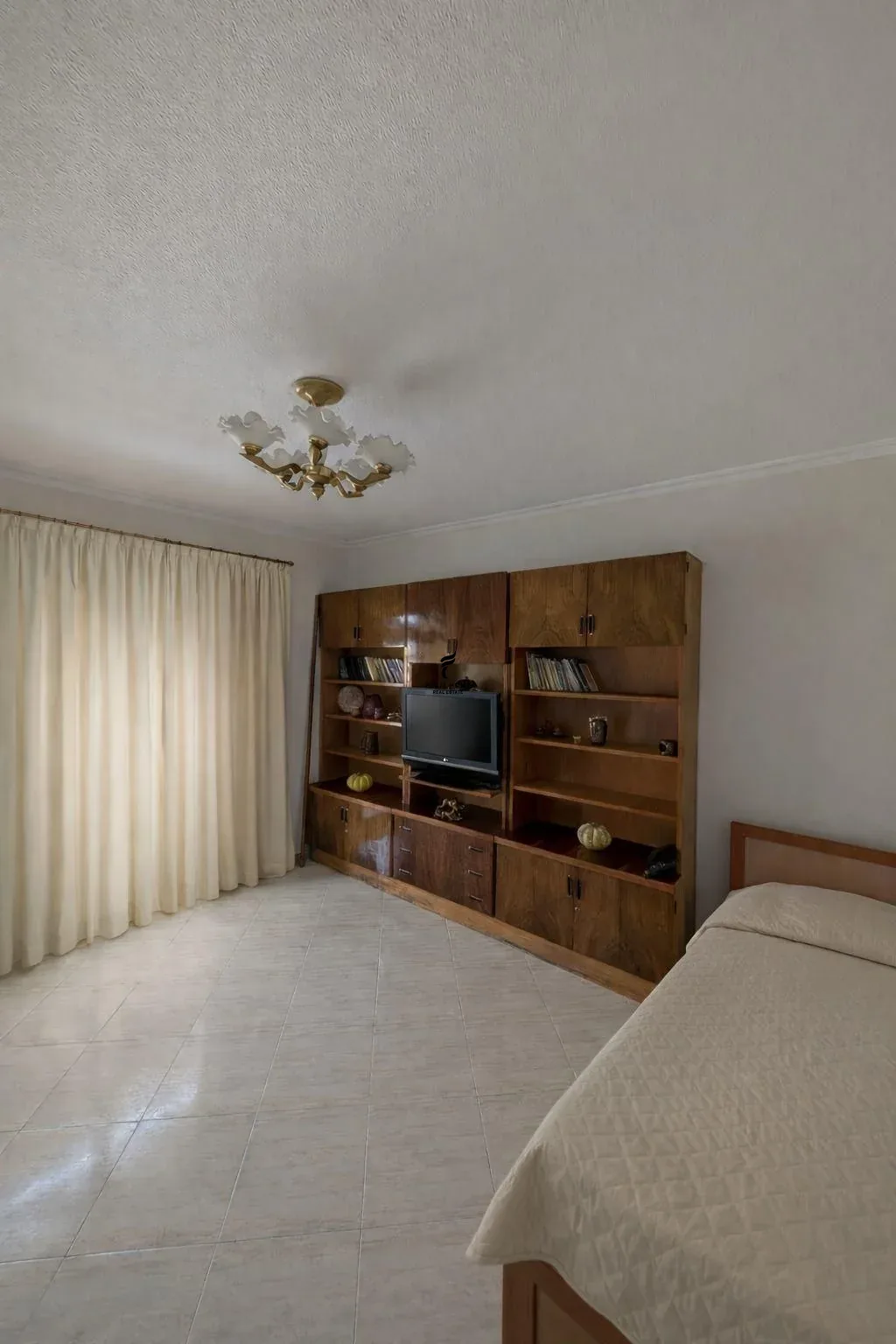 SHITET APARTAMENT DUPLEX MYSLYM SHYRI 275.000 EURO 2