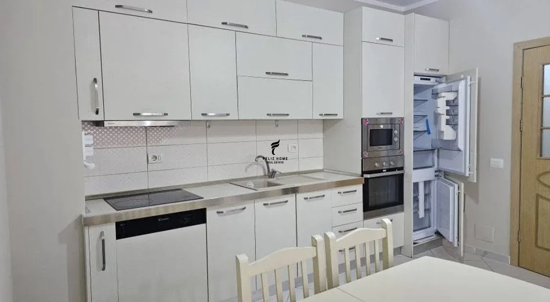 APARTAMENT ME QERA 2+1 KOPSHTI ZOOLOGJIK 65.000 LEKE 3