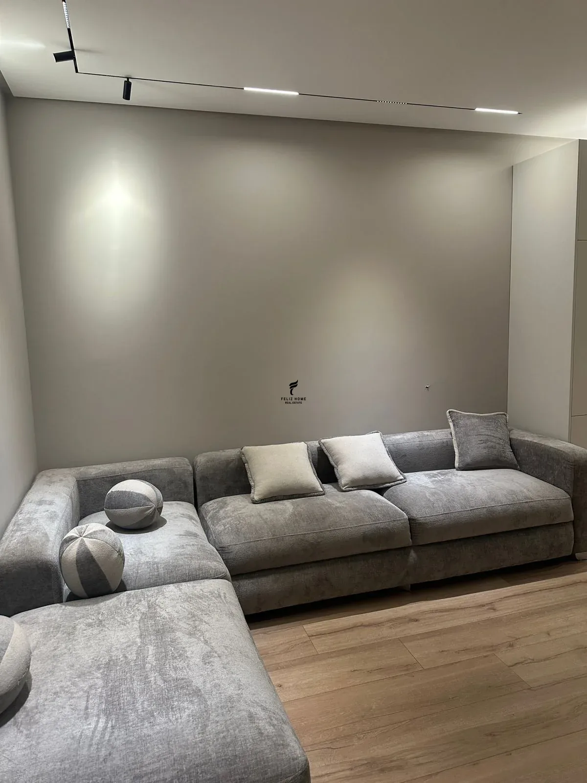 SHITET APARTAMENT 2+1 VASIL SHANTO 250.000 EURO 2
