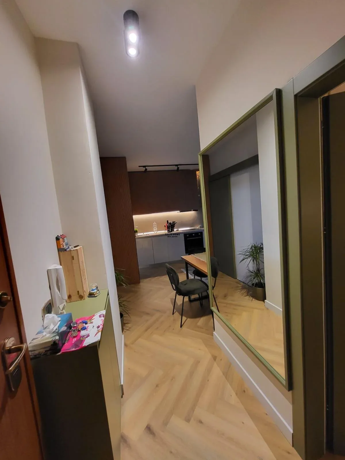 SHITET APARTAMENT 1+1 ISH TREGU ELEKTRIK 150.000 EURO 3