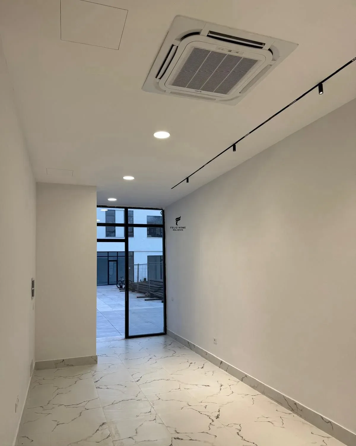SHITET DYQAN 38 M2 MINE PEZA 175.000 EURO