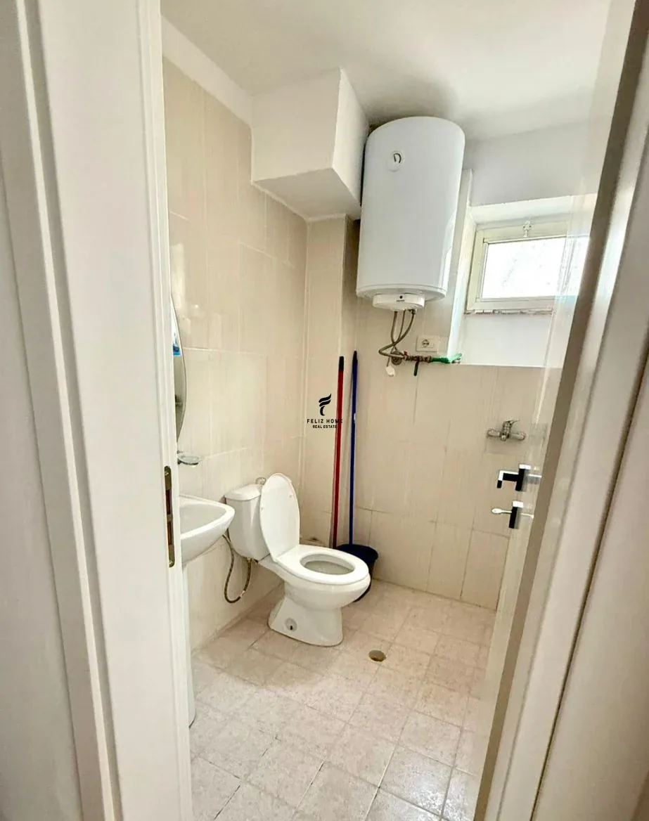 APARTAMENT ME QERA 1+1 RRUGA BARDHYL 45.000 LEKE 4