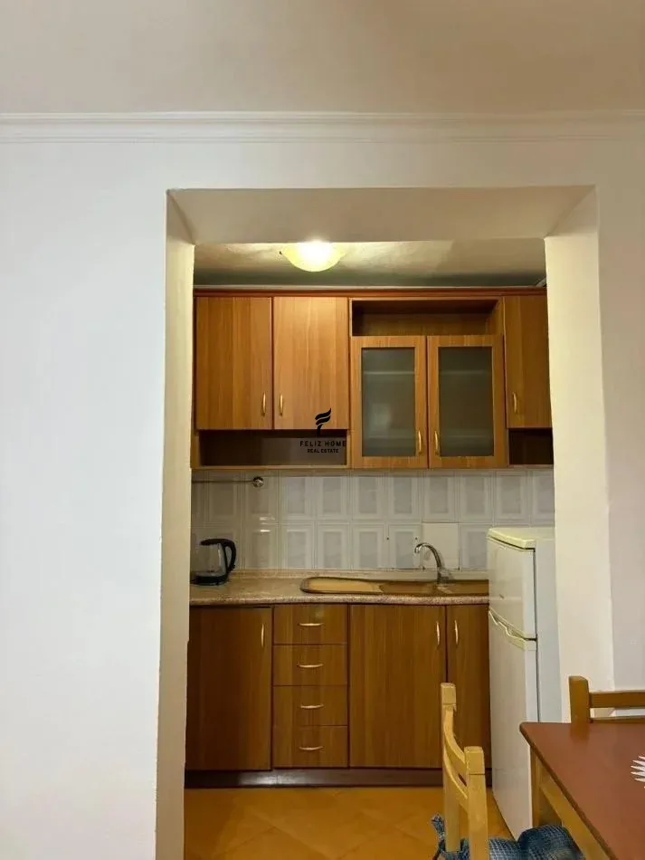 SHITET APARTAMENT 1+1 RRUGA E DIBRES 8.800.000 LEKE 3