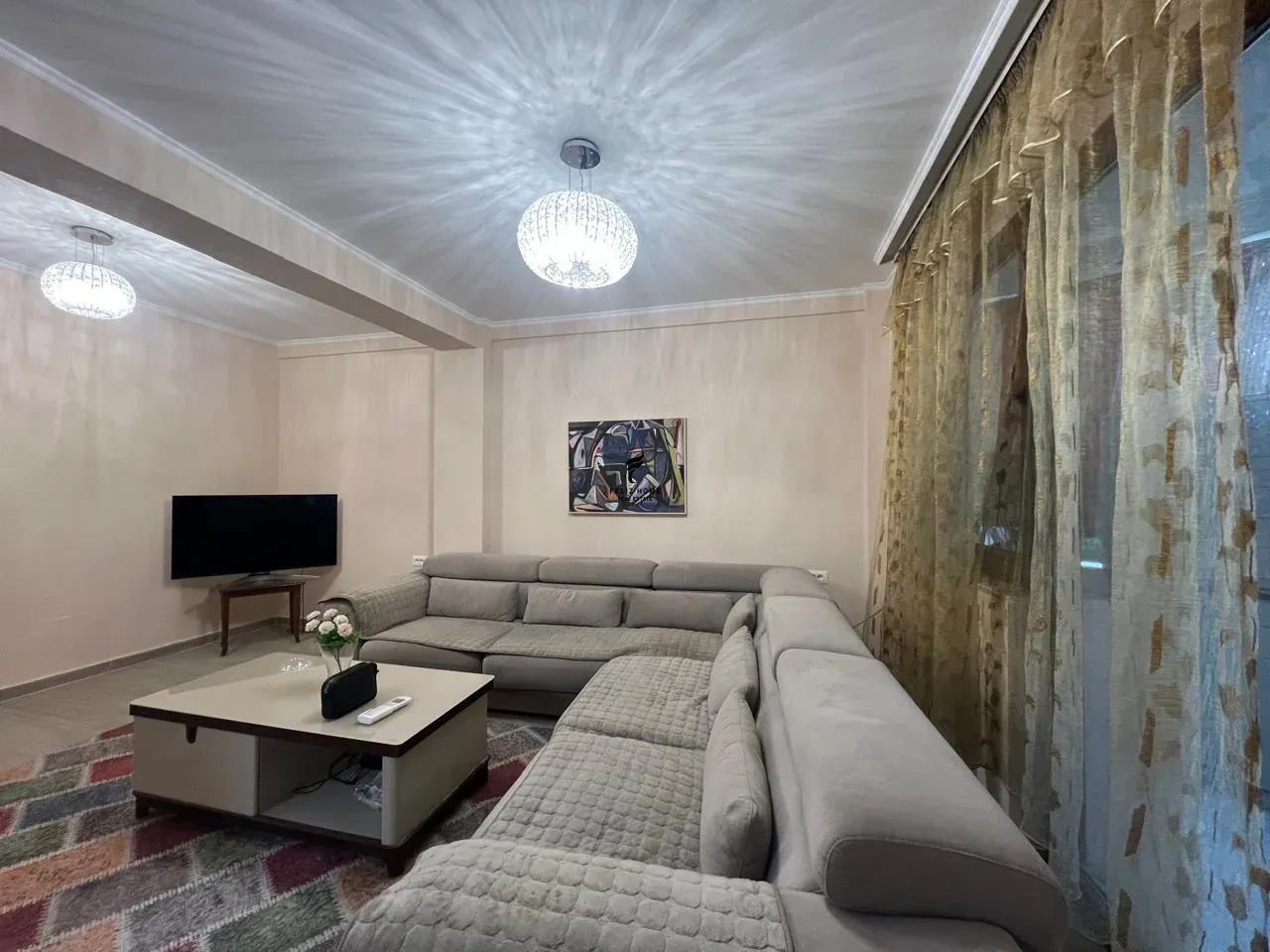 SHITET APARTAMENT 1+1 QENDER 24.500.000 LEKE 2