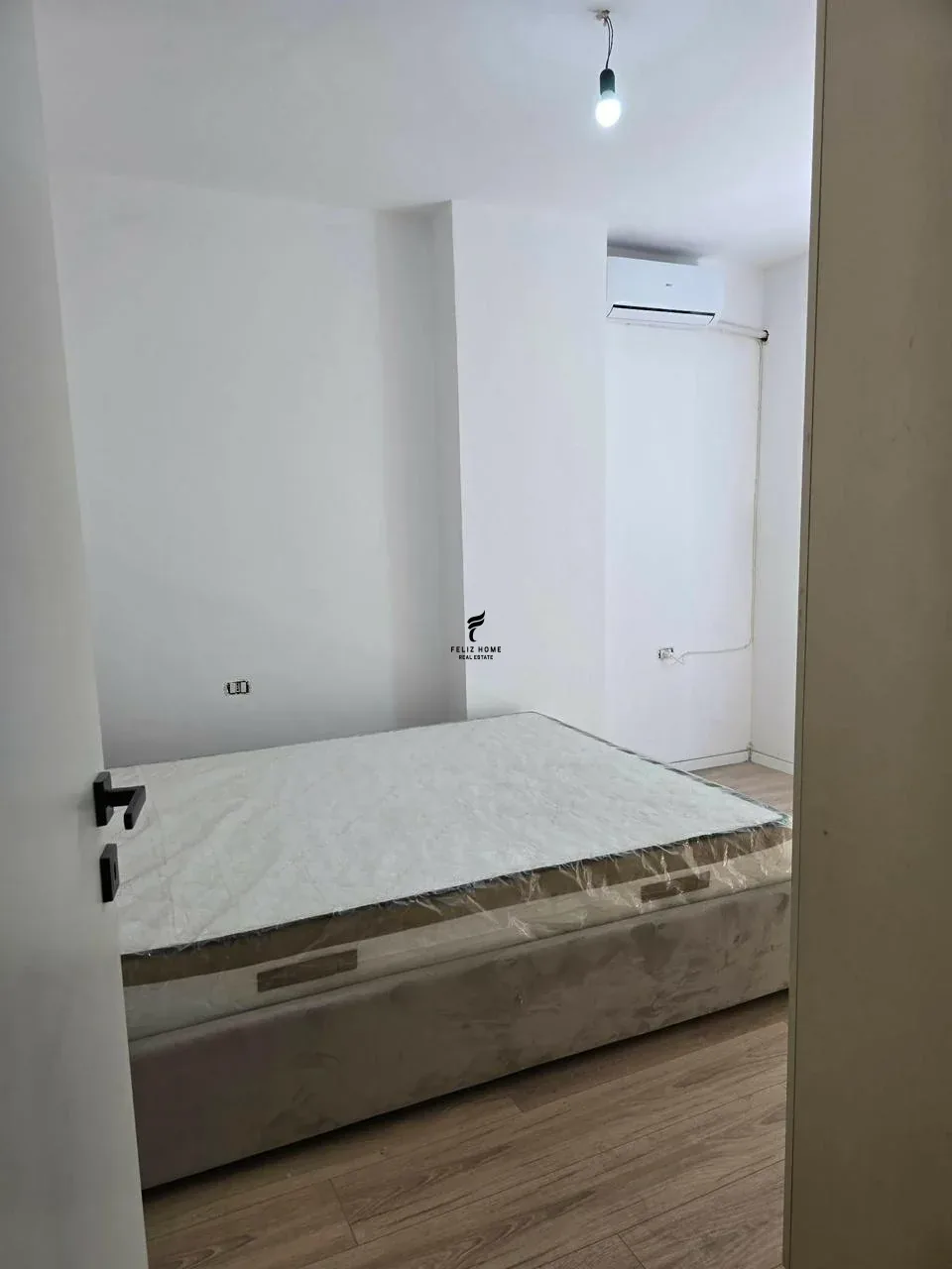 APARTAMENT ME QERA 2+1 5 MAJI 50.000 LEKE 4