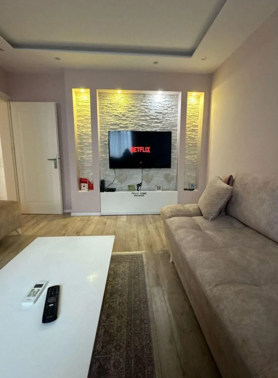 APARTAMENT ME QERA 1+1 21 DHJETORI 60.000 LEKE 2