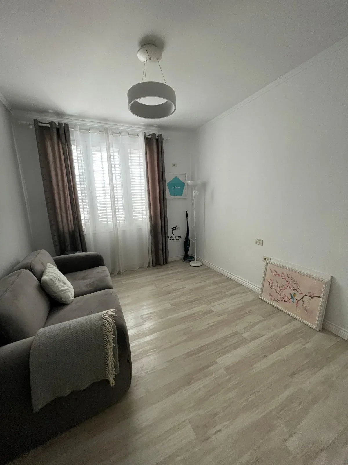 APARTAMENT ME QERA 2+1 RRUGA E KAVAJES 900 EURO 3