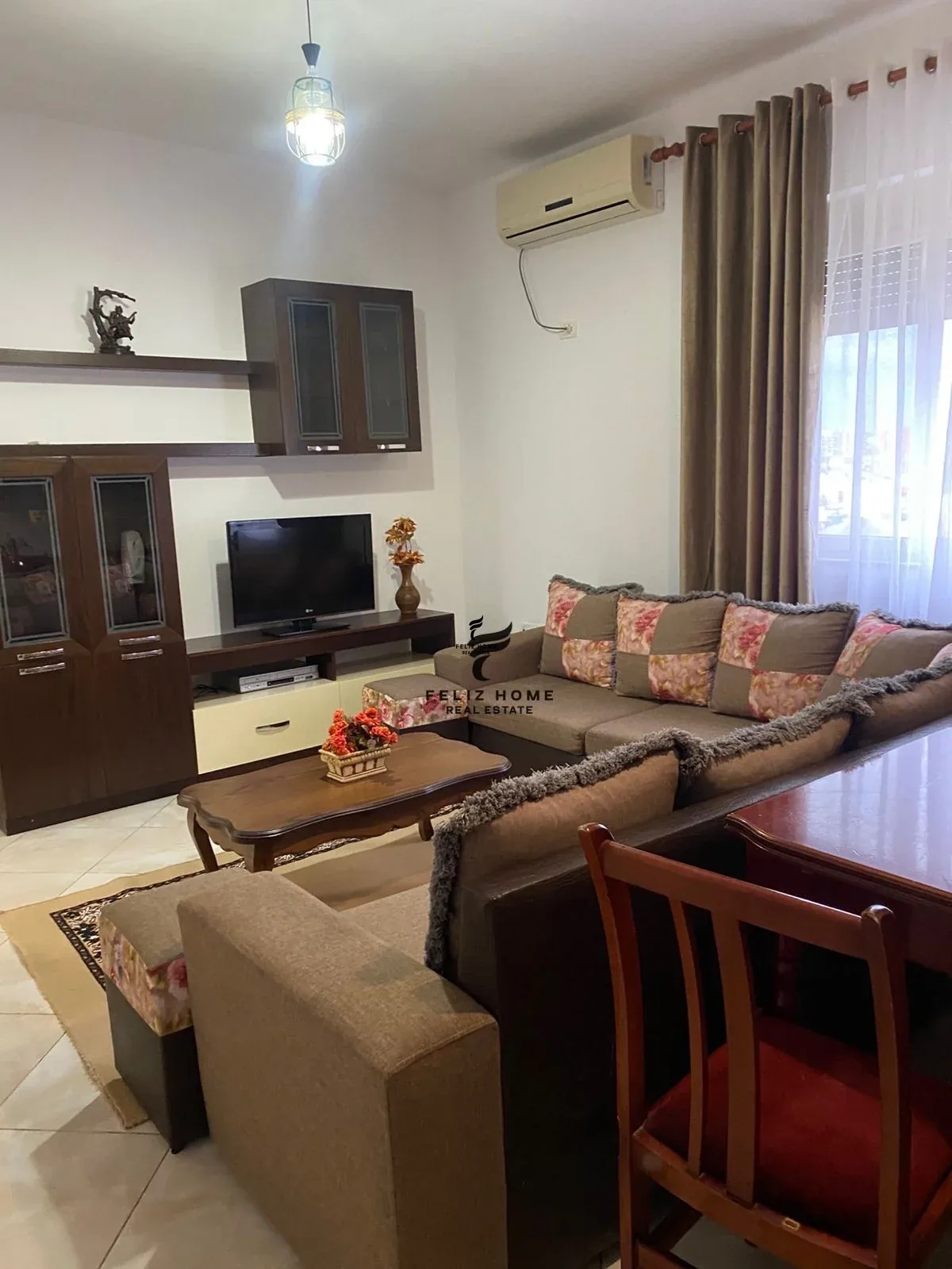 APARTAMENT ME QERA 1+1 LAPRAKE 40.000 LEKE 2
