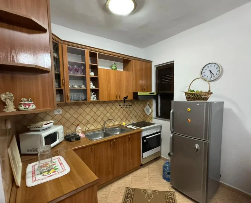 APARTAMENT ME QERA 2+1 LAPRAKE 52.000 LEKE 3