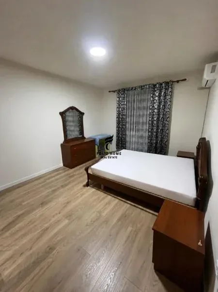 APARTAMENT ME QERA 1+1 LAPRAKE 45.000 LEKE 4