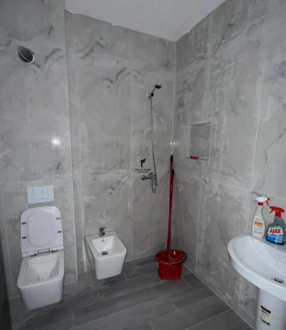ZYRE ME QERA 75 M2 ZOGU ZI 55.000 LEKE 3