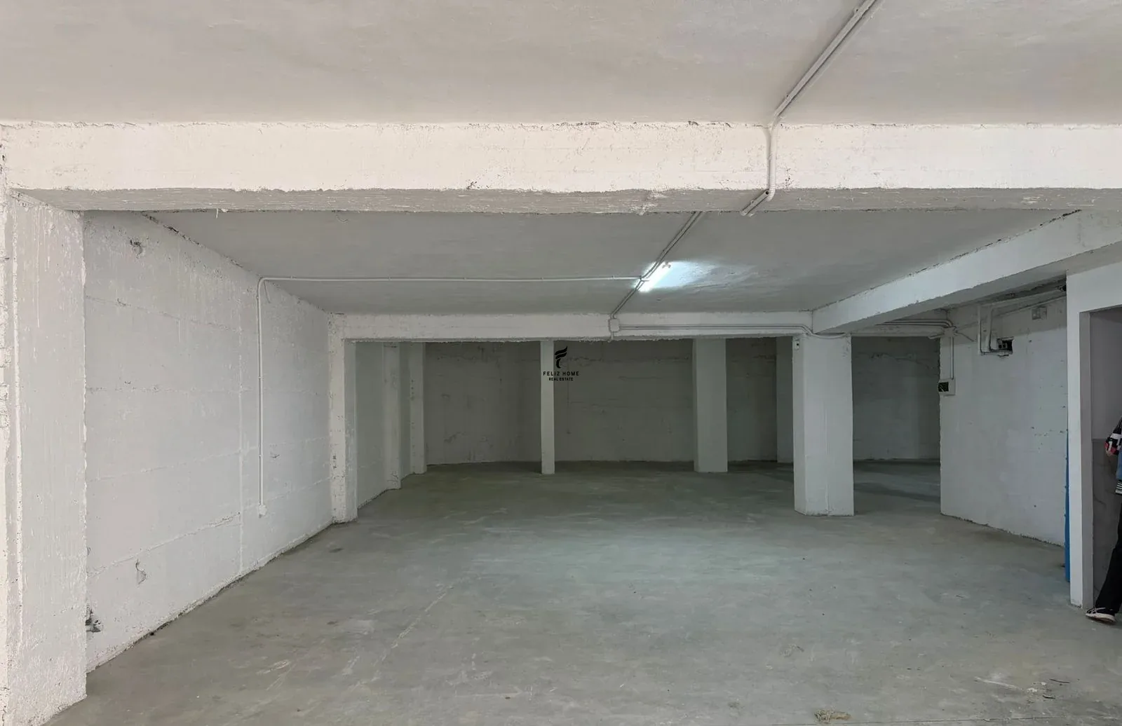 MAGAZINE ME QERA 500 M2 SHKOZE 200.000 LEKE 3
