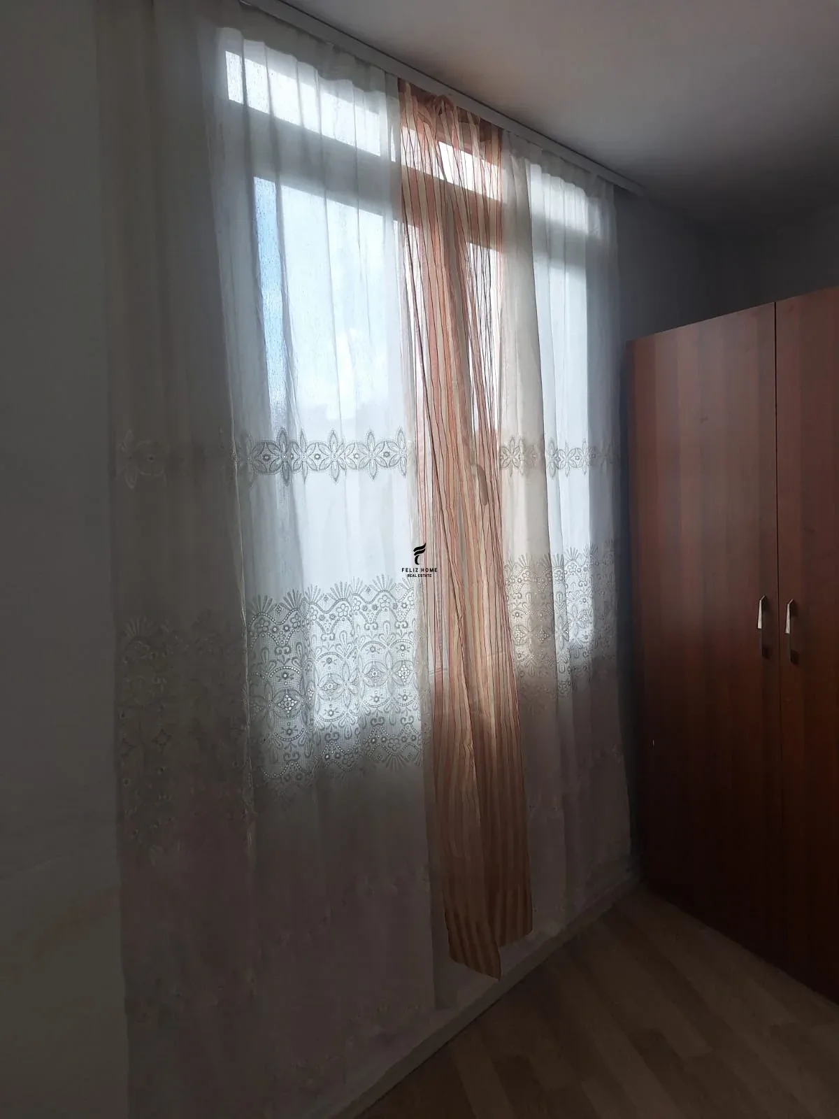 APARTAMENT ME QERA 2+1 RRUGA E ELBASANIT 40.000 LEKE 4